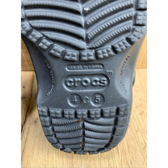 Crocs Classic Kid's US 1 Clogs Black Ankle Strap Round Toe Comfort Slip On Shoes - Picture 14 of 16